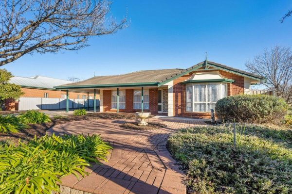 15 Acacia Street, Tanunda