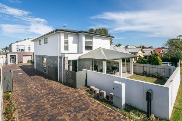 1/663 Torrens Road Cheltenham