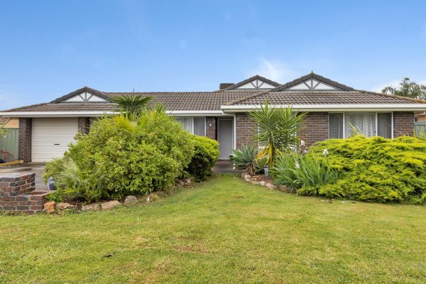 6 Pinewood Avenue, Blakeview